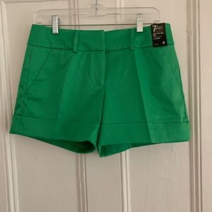 NY&C Green shorts NWT